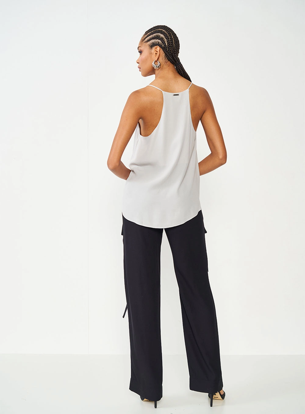 Blusa Comfy Fluída Cinza