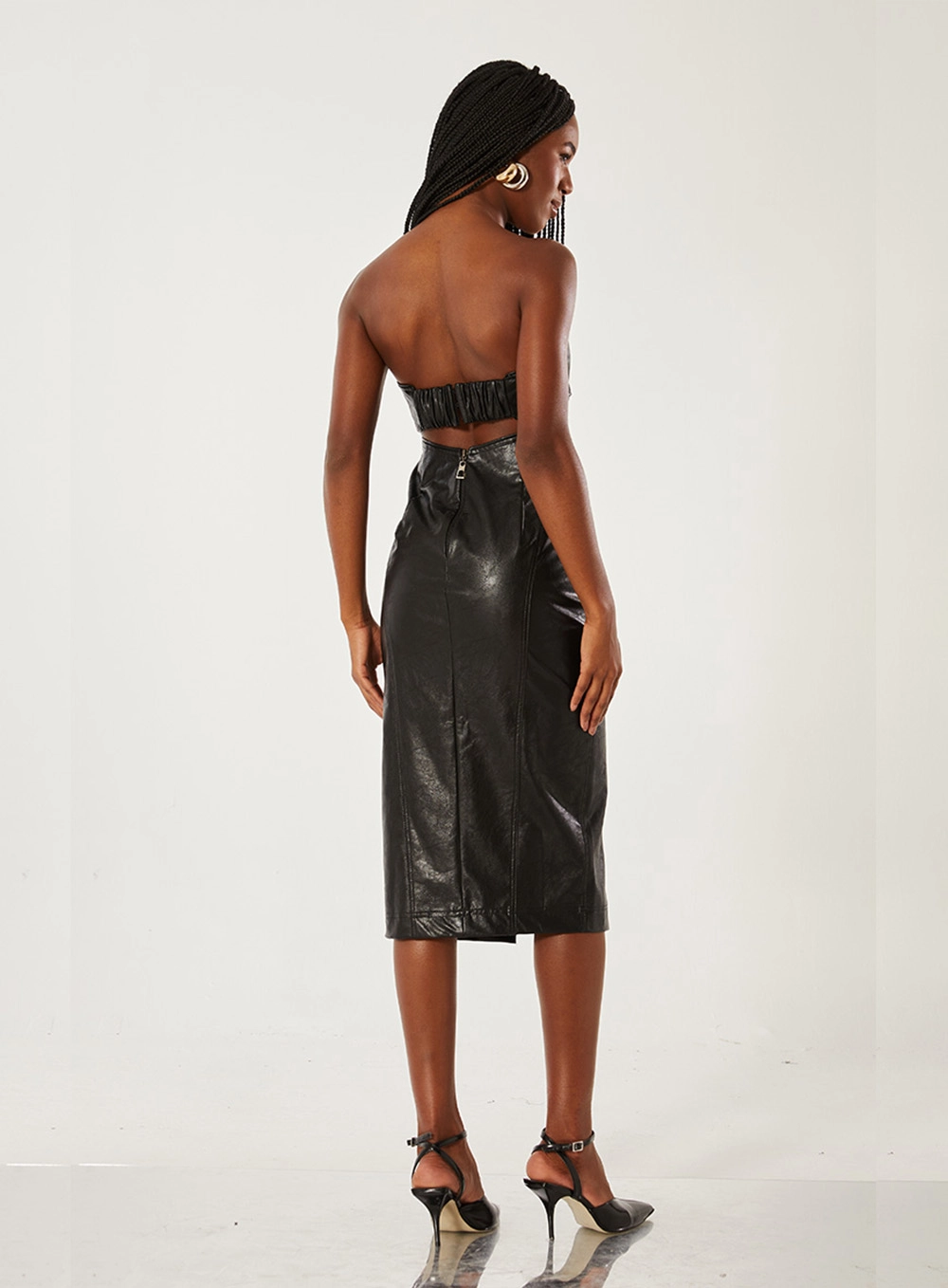 Vestido Sem Alças Com Recortes Preto 2