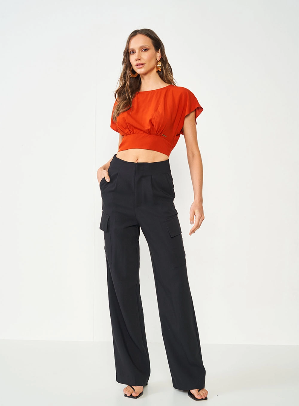Blusa Slim Com Abertura Nas Costas Laranja