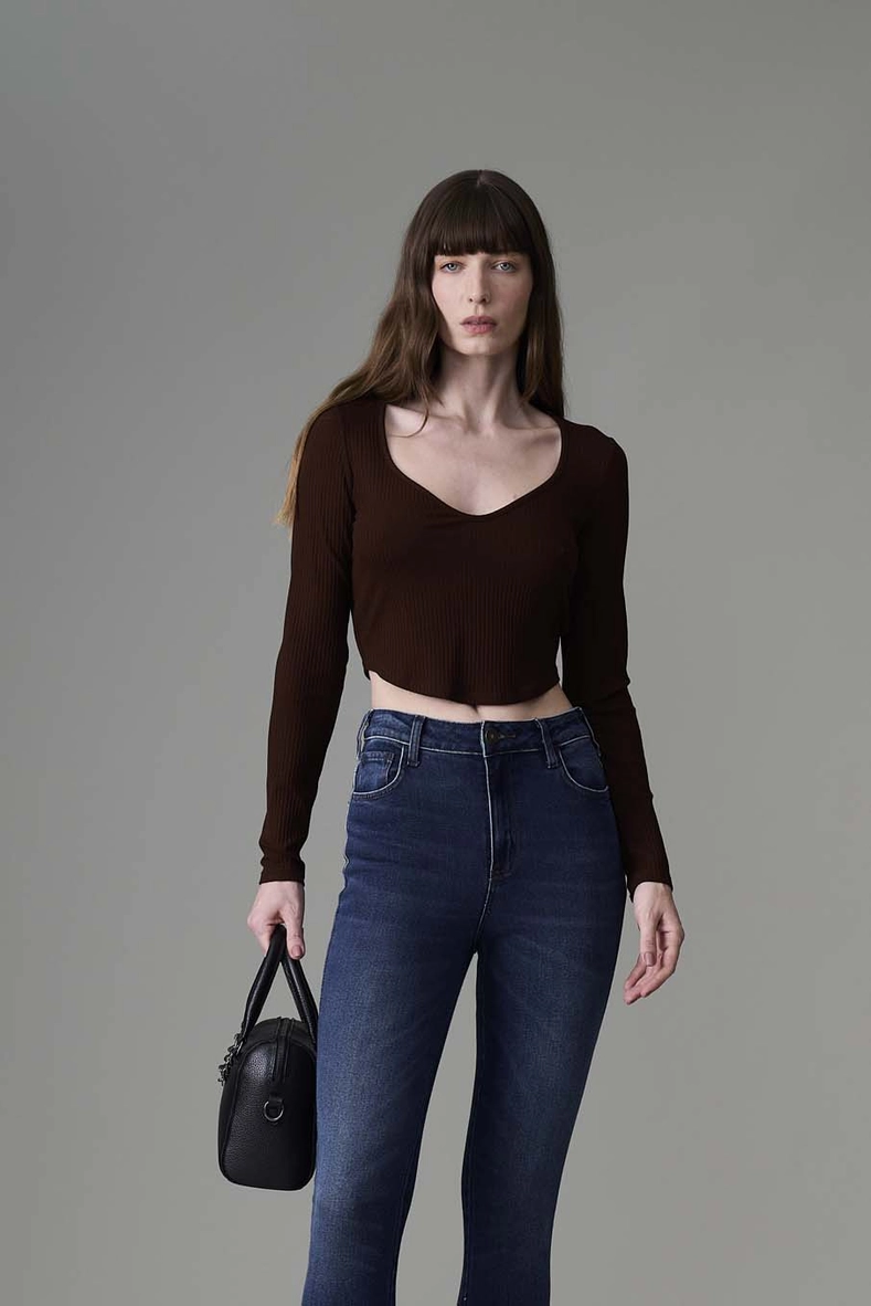 Blusa Confort Canelada Marrom 3