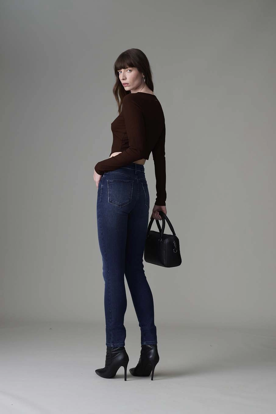 Blusa Confort Canelada Marrom 2