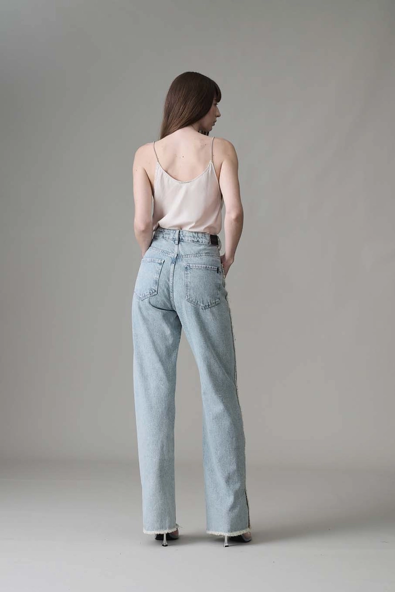 Blusa Com Alças Decote Degagê Bege 2
