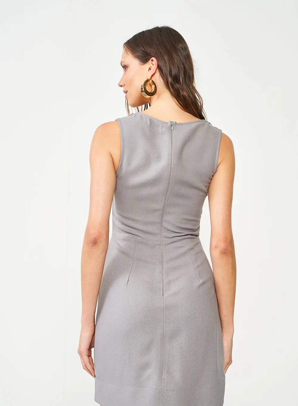 Vestido Slim Assimétrico Com Aplicações Cinza