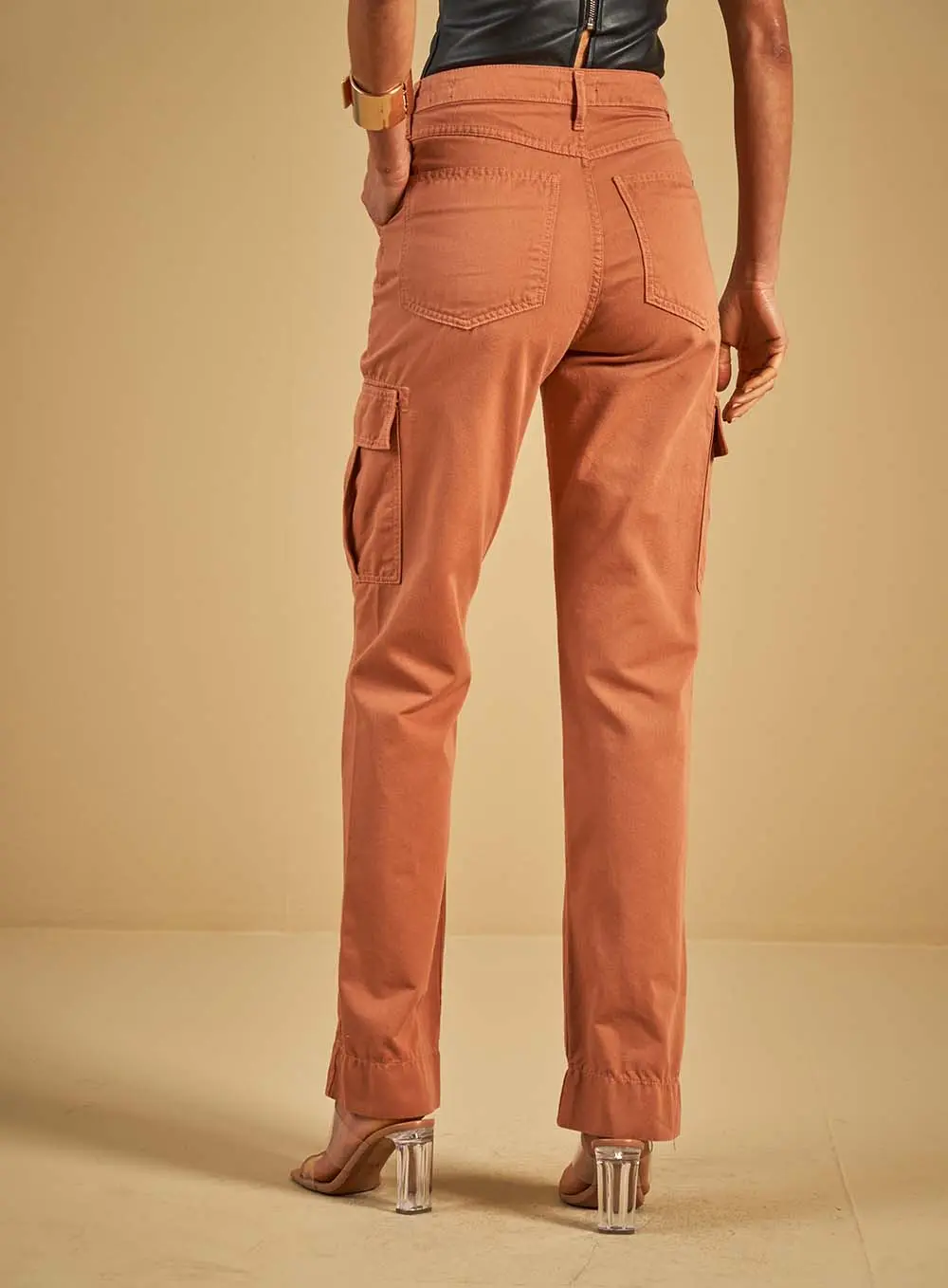 Calça Sarja Reta Marrom 2