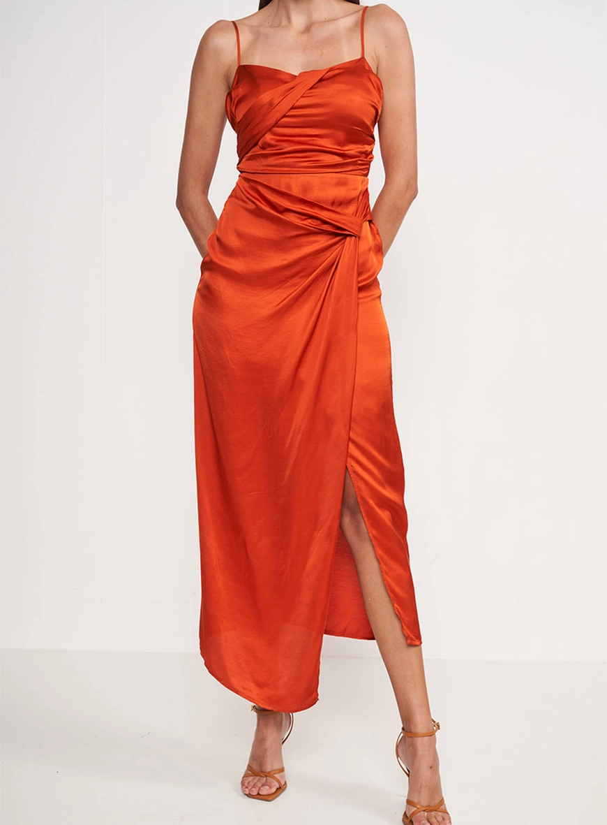 Vestido Longo Laranja Com Transpasse E Alças Finas