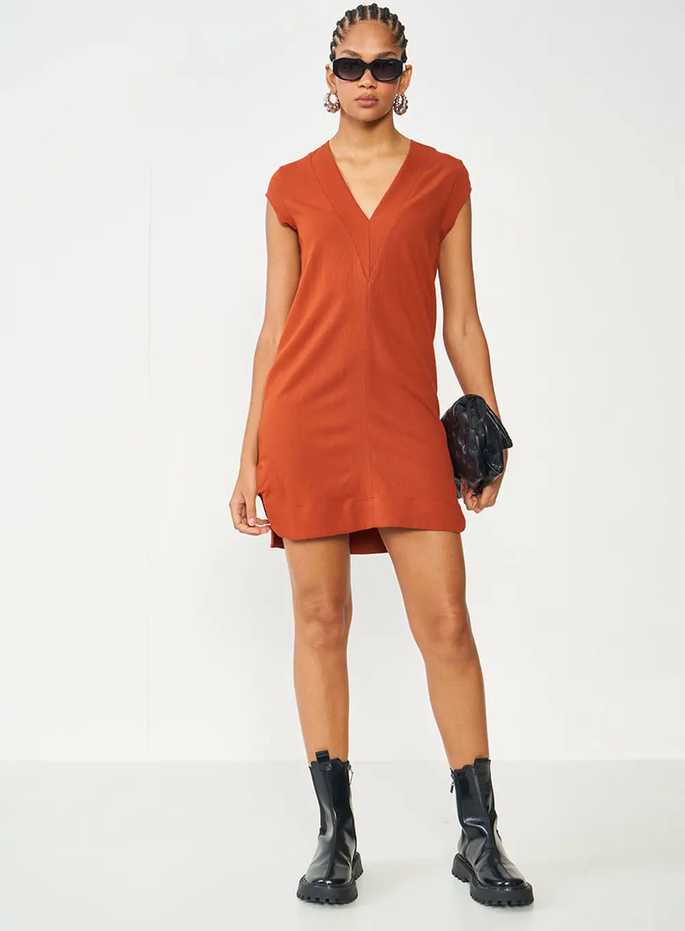 Vestido Com Decote V Marrom