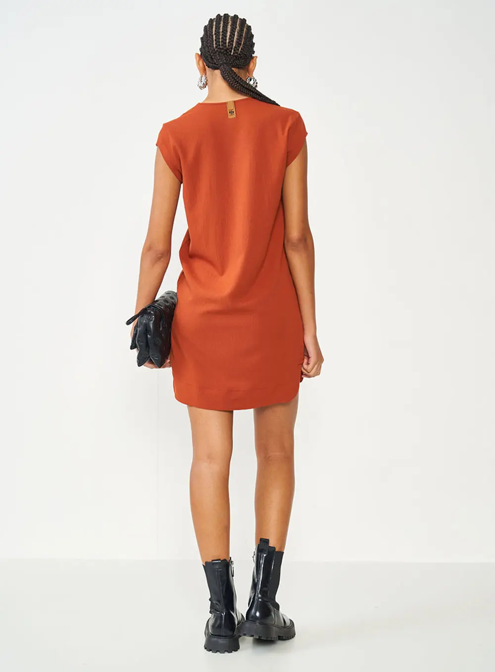 Vestido Com Decote V Marrom