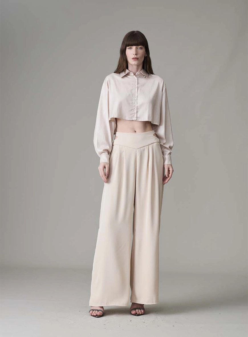 Camisa Cropped Alfaiataria Ampla Bege 3