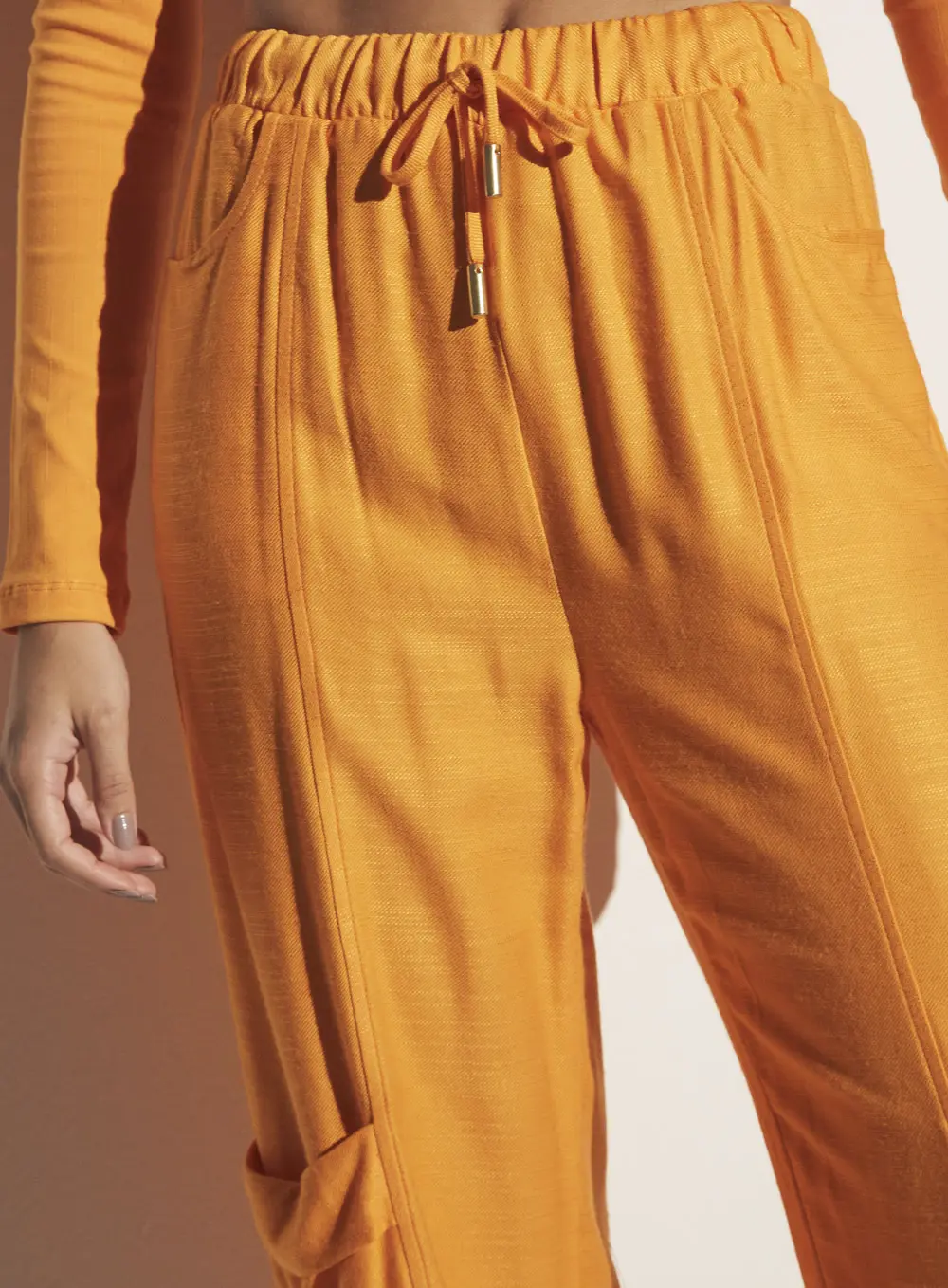 Calça Reta Comfy Com Bolsos Laranja 3