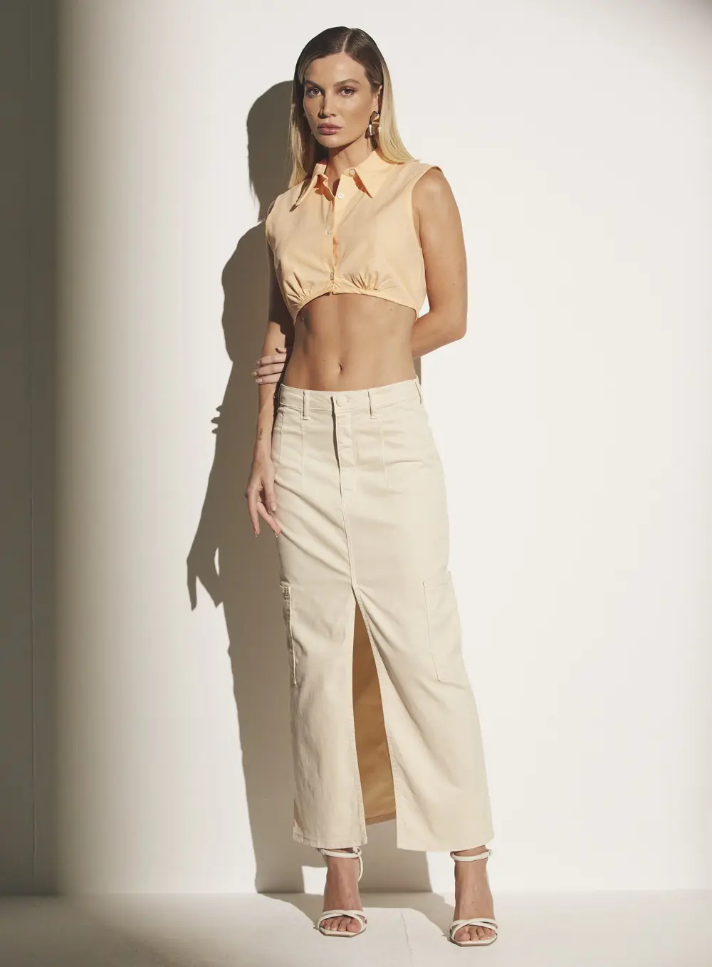 Camisa Alfaiataria Cropped Laranja 4