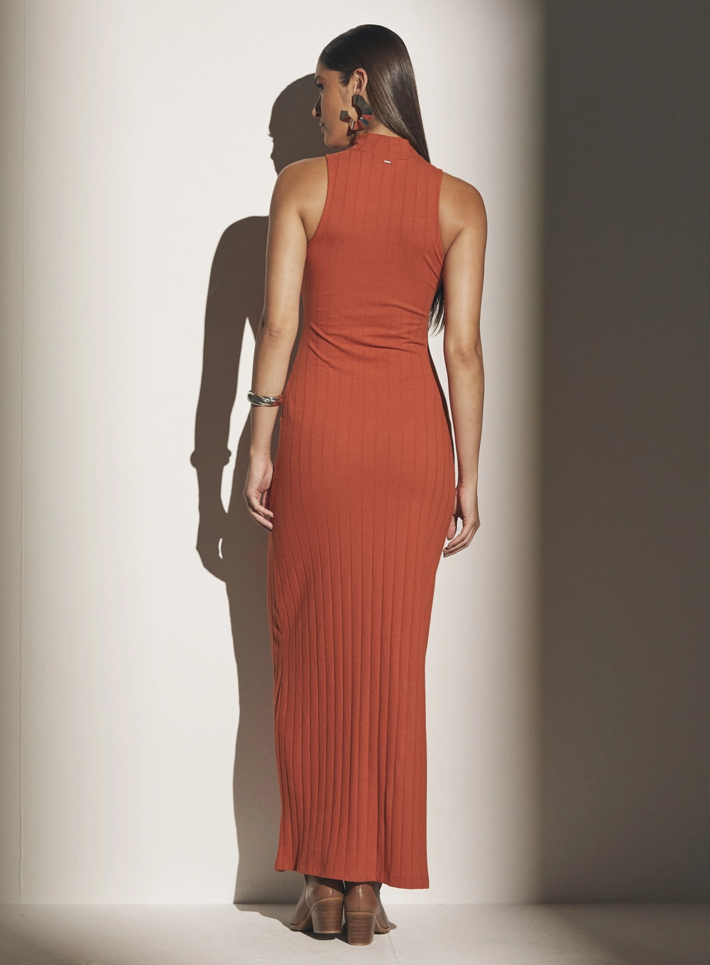 Vestido Longo Canelado Gola Alta Laranja 2