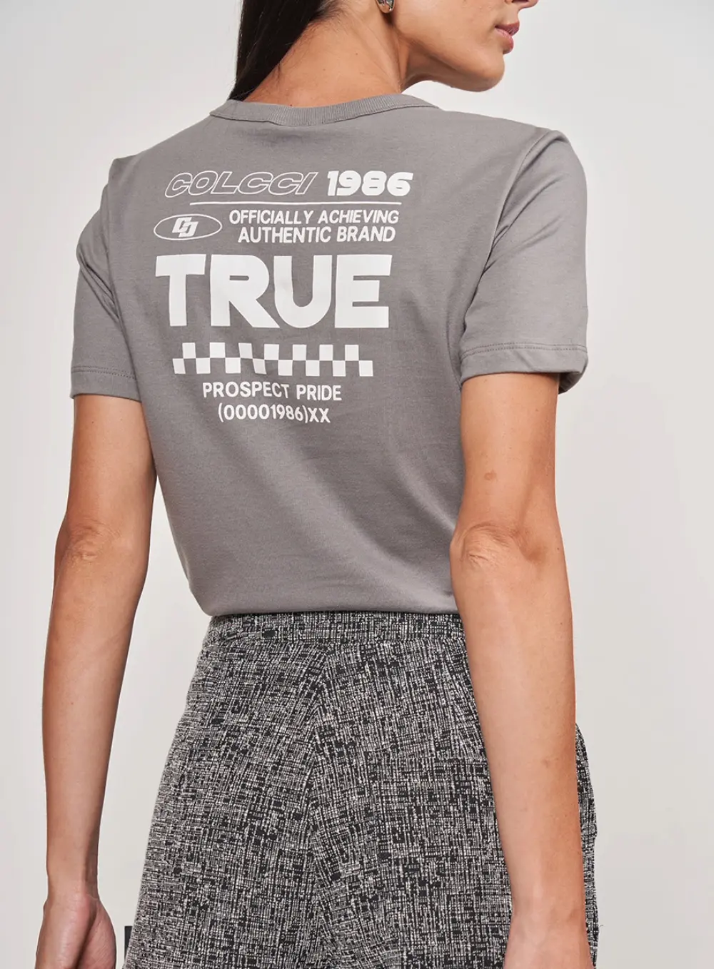 Camiseta Estampada Comfort Cinza
