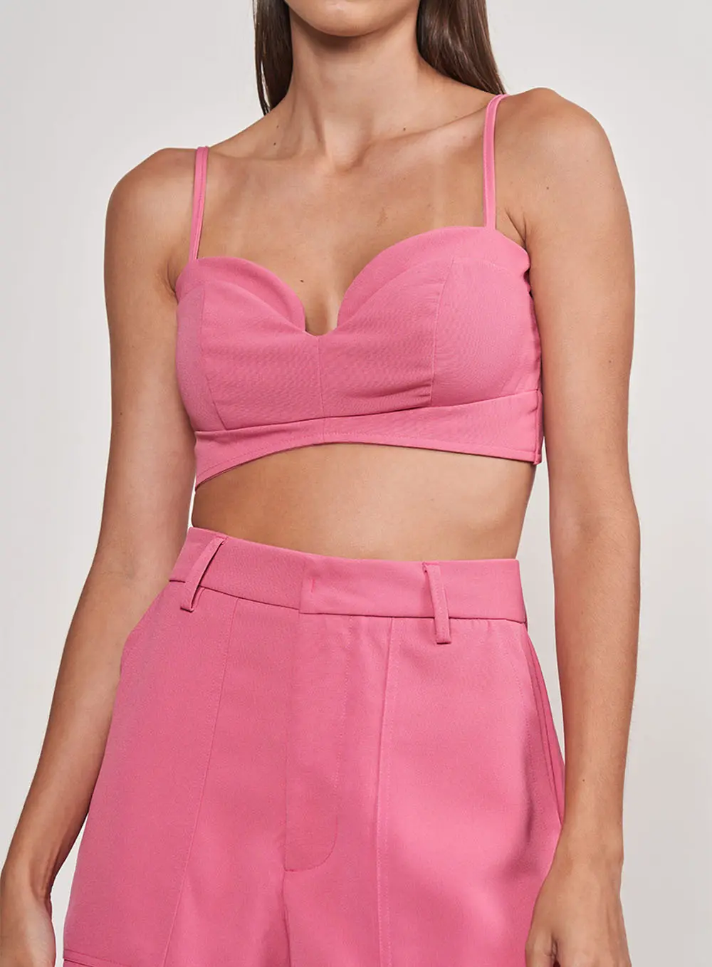 Top Rosa Decote Coração Com Recortes Rosa Hiller