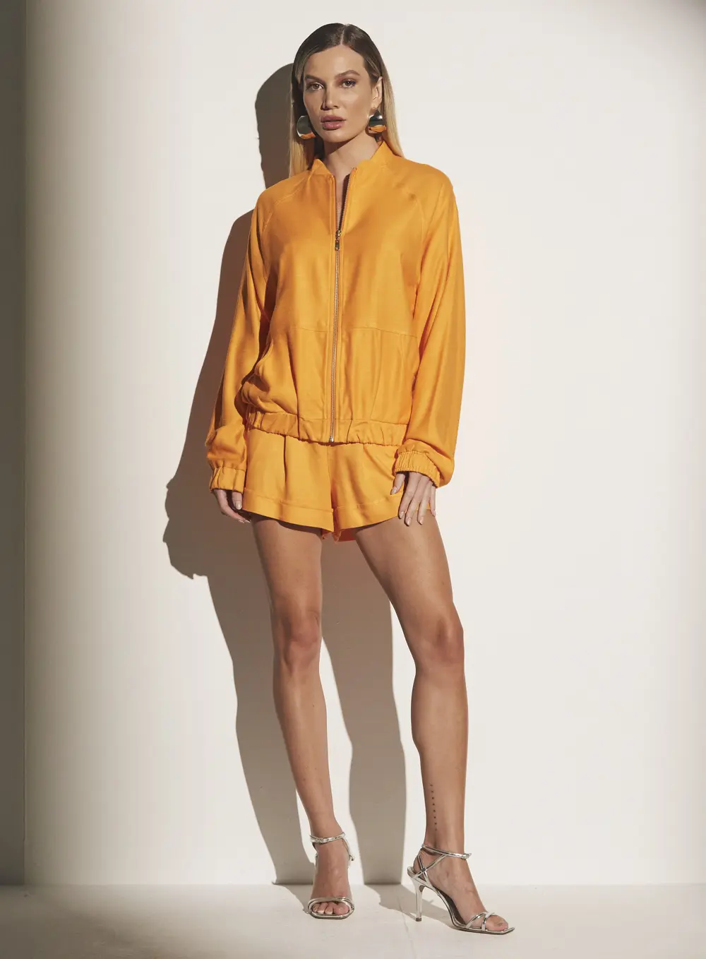Short Alfaiataria Com Bolsos Laranja 4