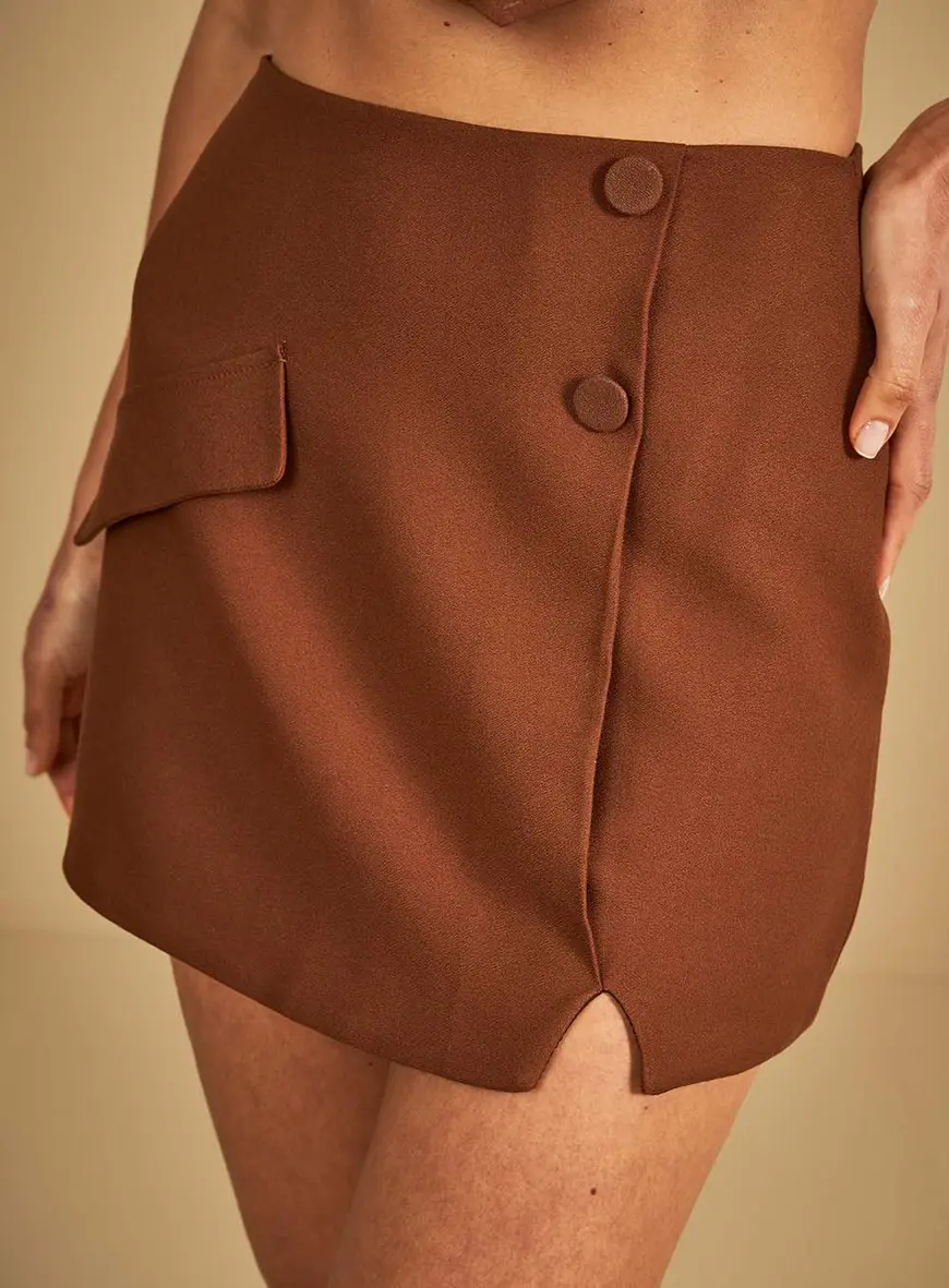 Saia Curta Com Detalhe Lapela Marrom 3