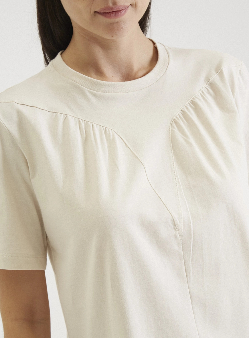 Camiseta Fashion Manga Curta Bege