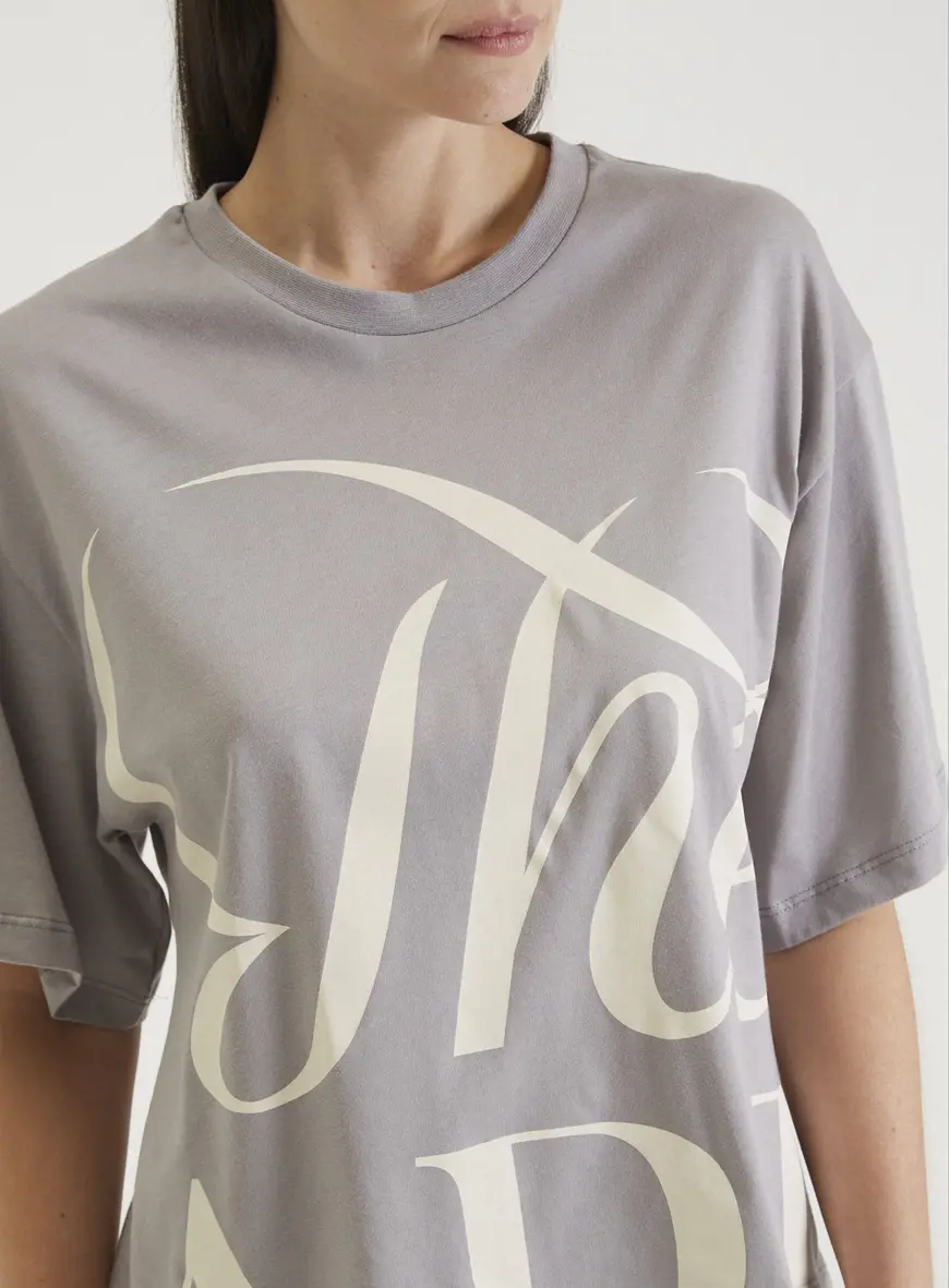Camiseta Fashion Com Estampa Cinza Níquel