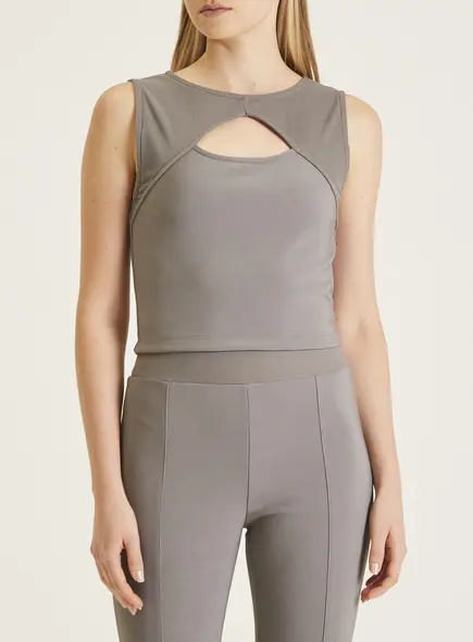 Blusa Justa Com Recorte