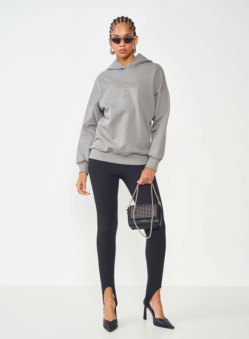 Blusão De Moletom Com Ombros Deslocados Cinza