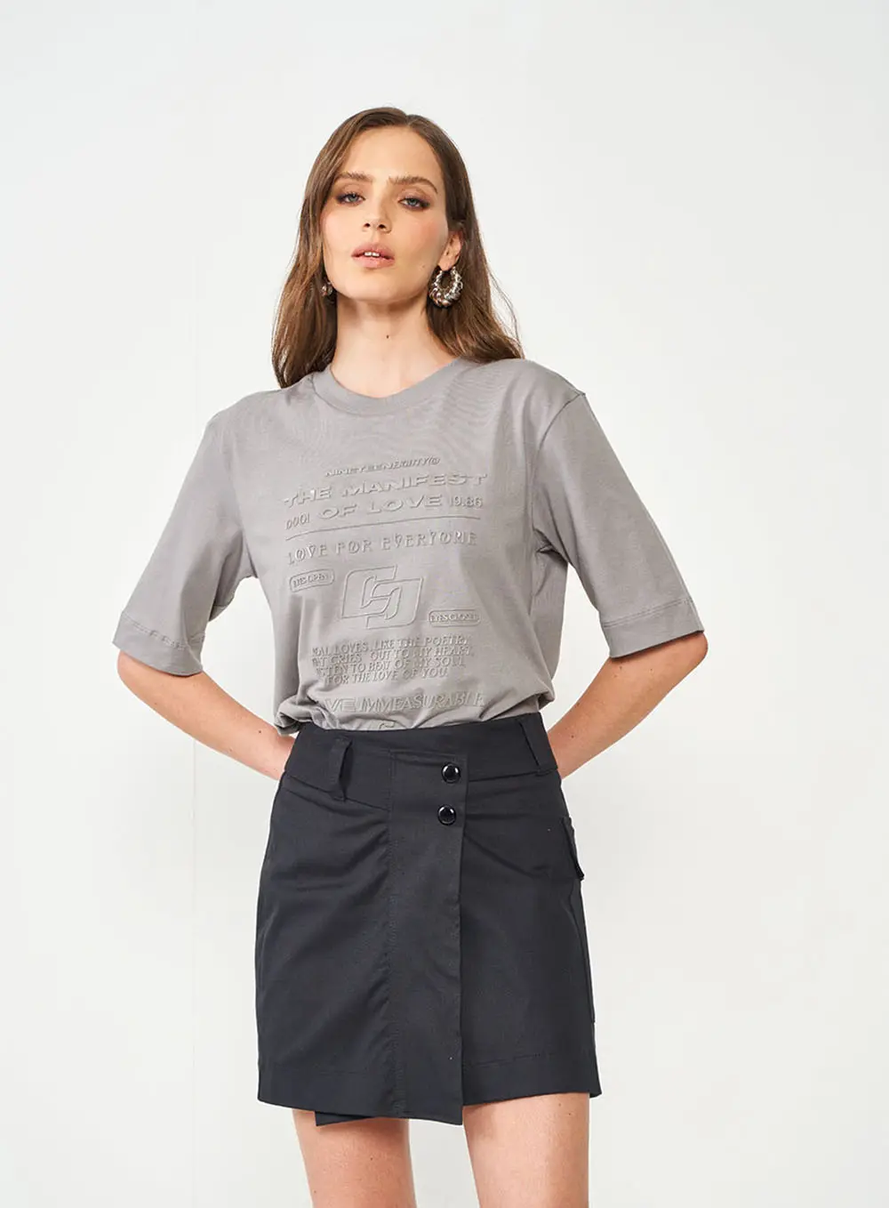 Camiseta Cinza Estampada Love For Everyone Cinza