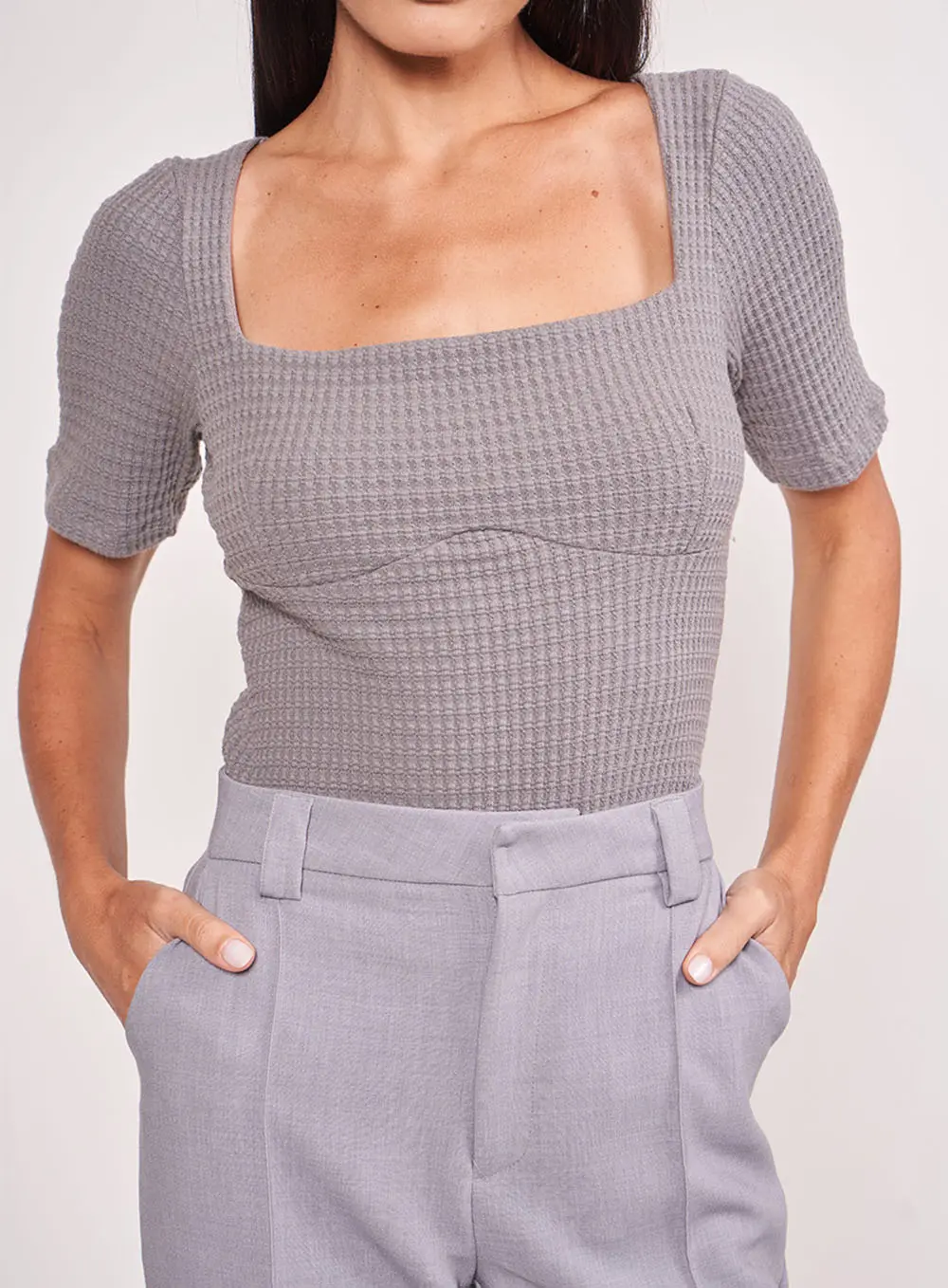 Blusa Colcci Decote Quadrado Cinza