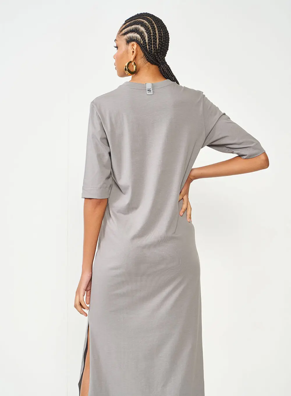 Vestido Com Bolso Com Fenda Cinza