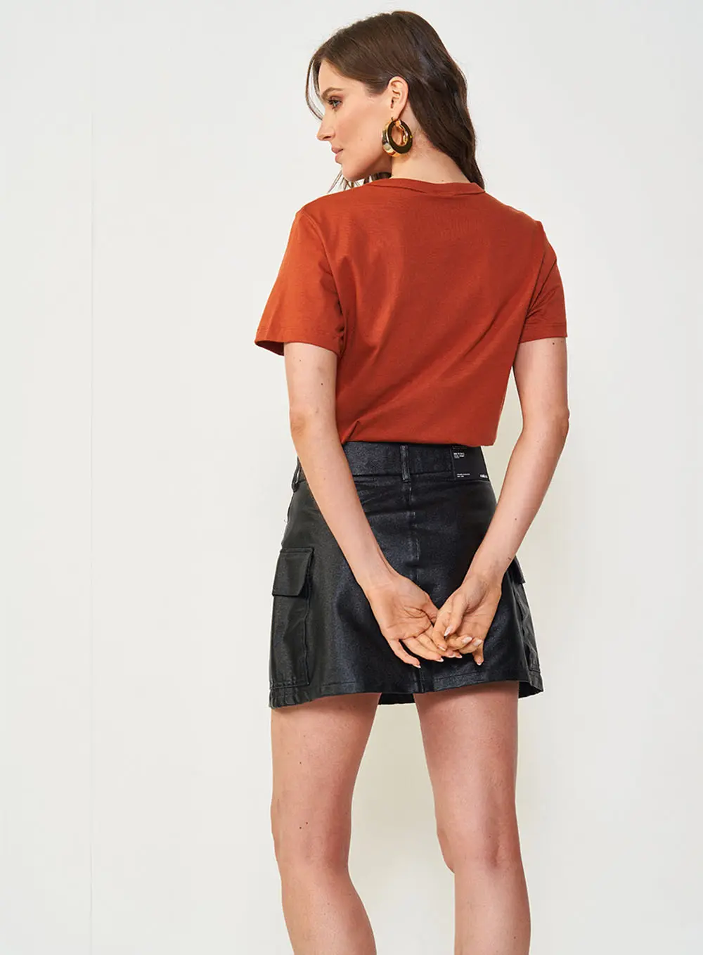 Camiseta Com Aplicação Marrom