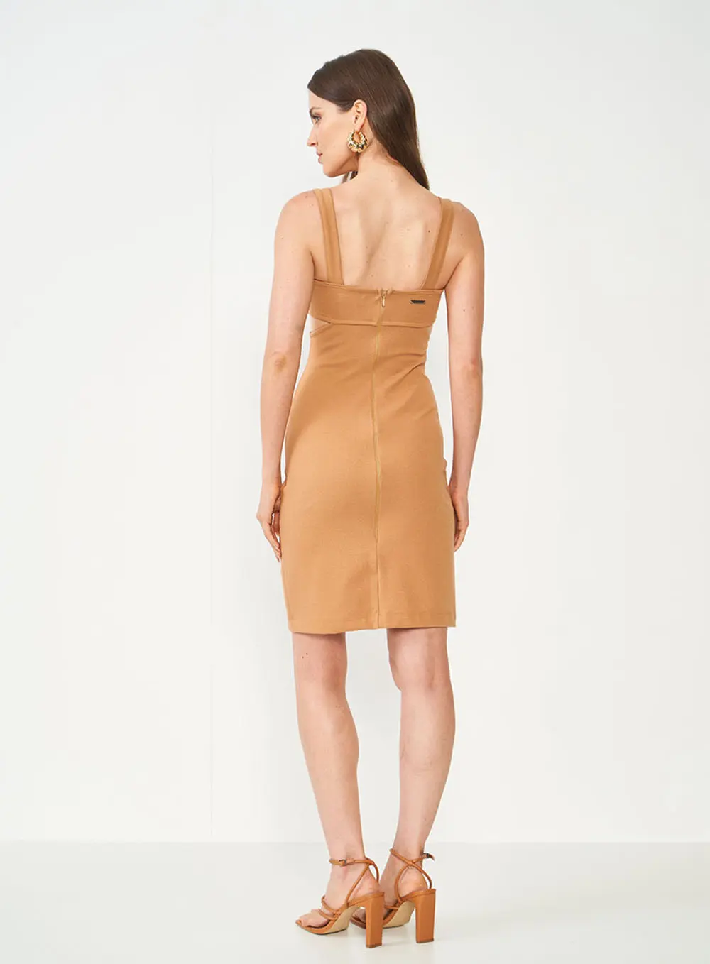 Vestido Marrom Curto Justo Marrom Delle