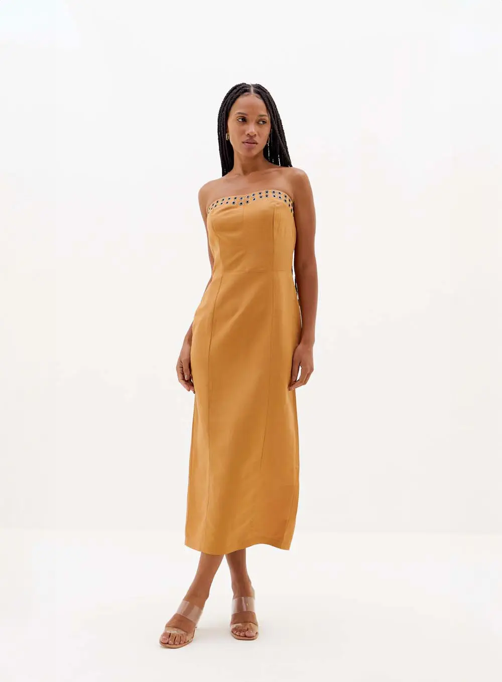 Vestido Linho Com Aplicação Bege 1
