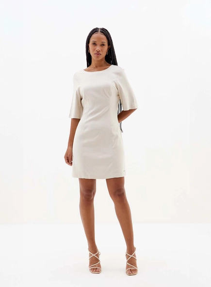 Vestido Slim Decote Nas Costas