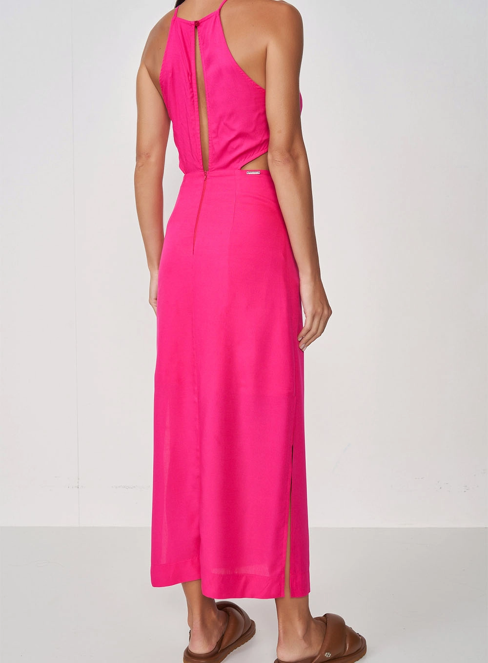 Vestido Midi Slim Com Recortes Acinturados Rosa