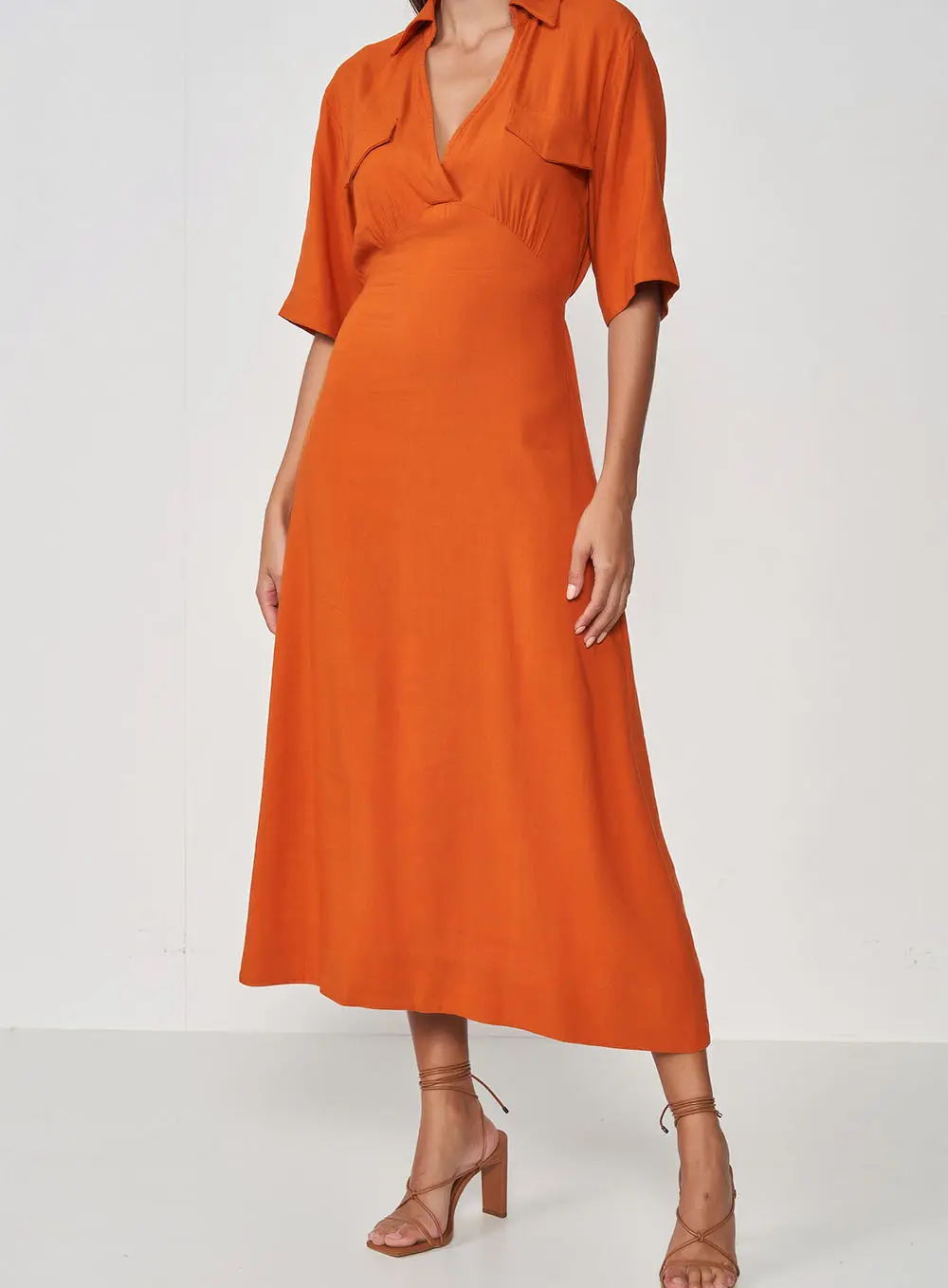 Vestido Midi Russet Com Linho Maiara Laranja