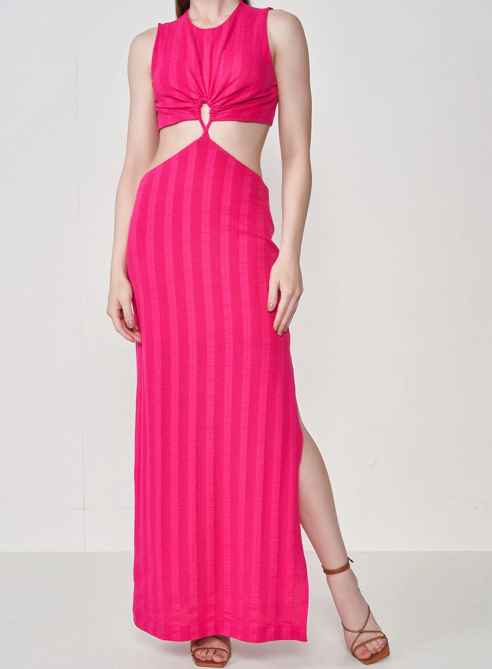 Vestido Longo Com Recortes Acinturados Rosa