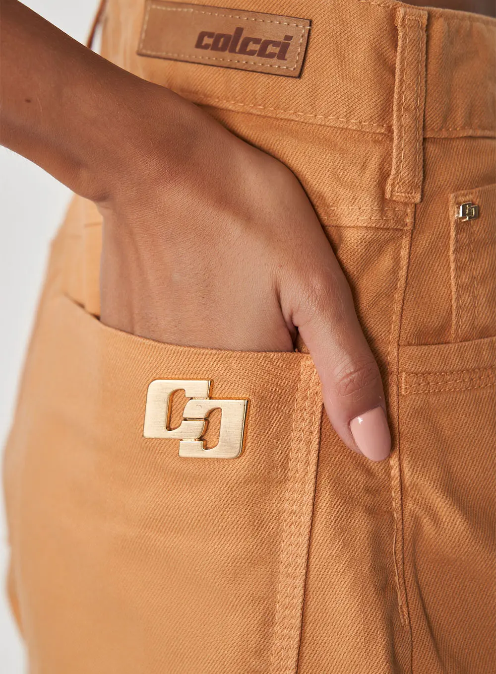 Short Joana Sarja Nashi Bege