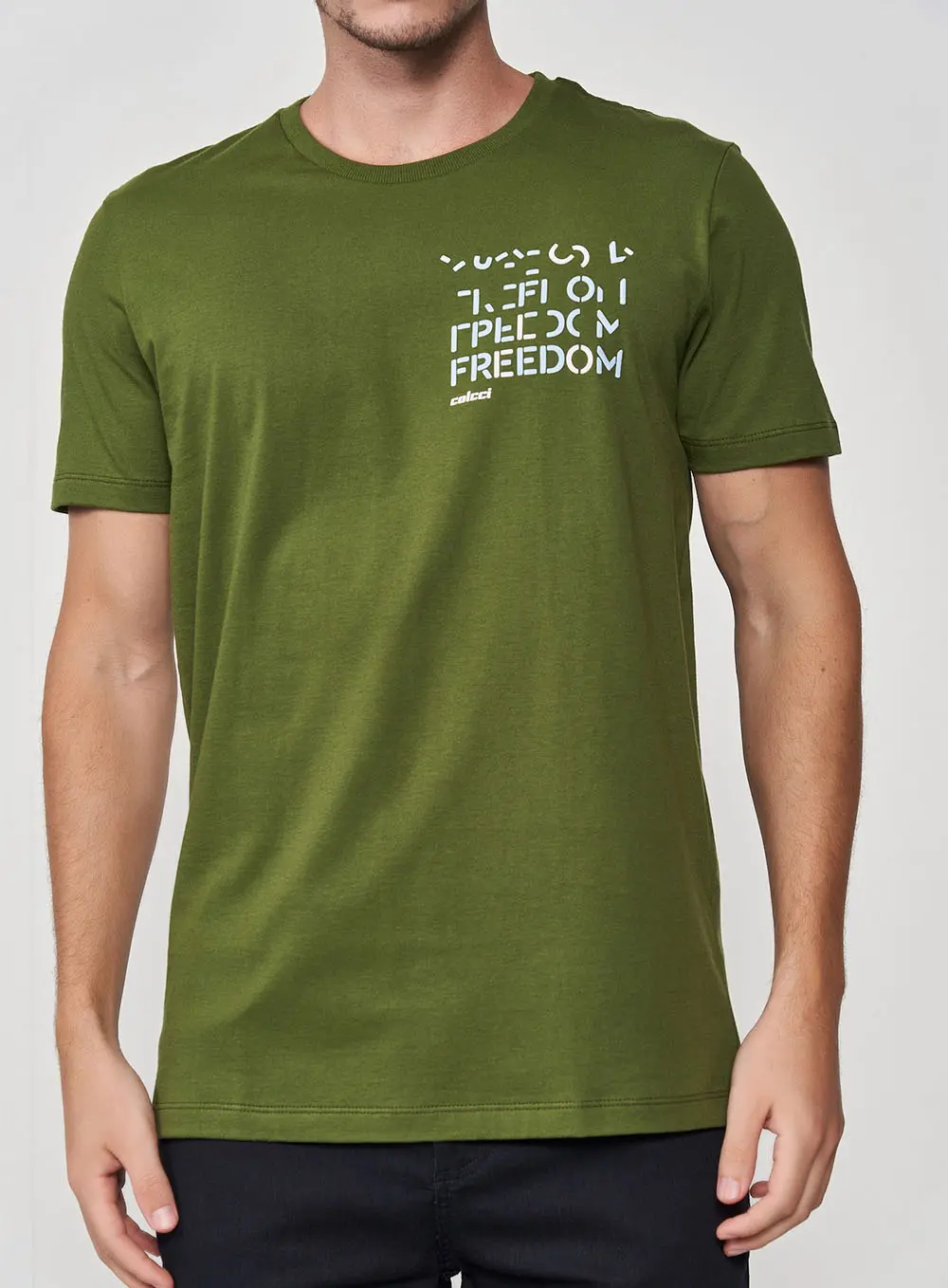 Camiseta Slim Freedom Gola Com Ribana Verde Livas