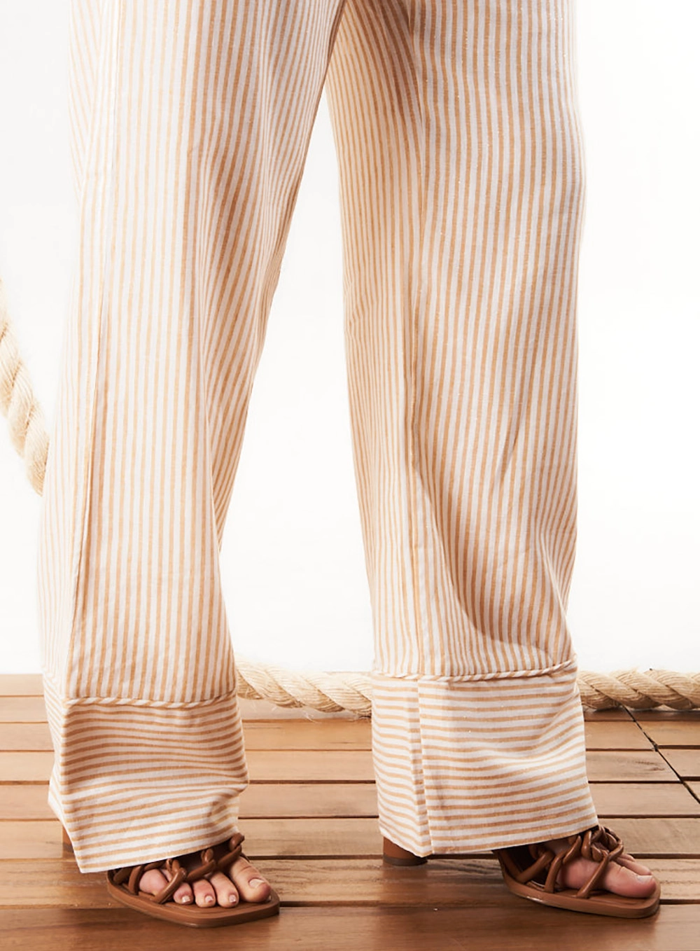 Calça Linho Listrada Estampado 4