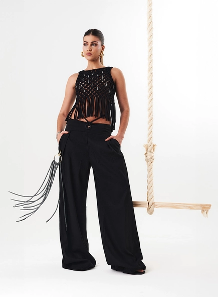 Calça Pantalona Bordado Frontal Com Tira E Linho