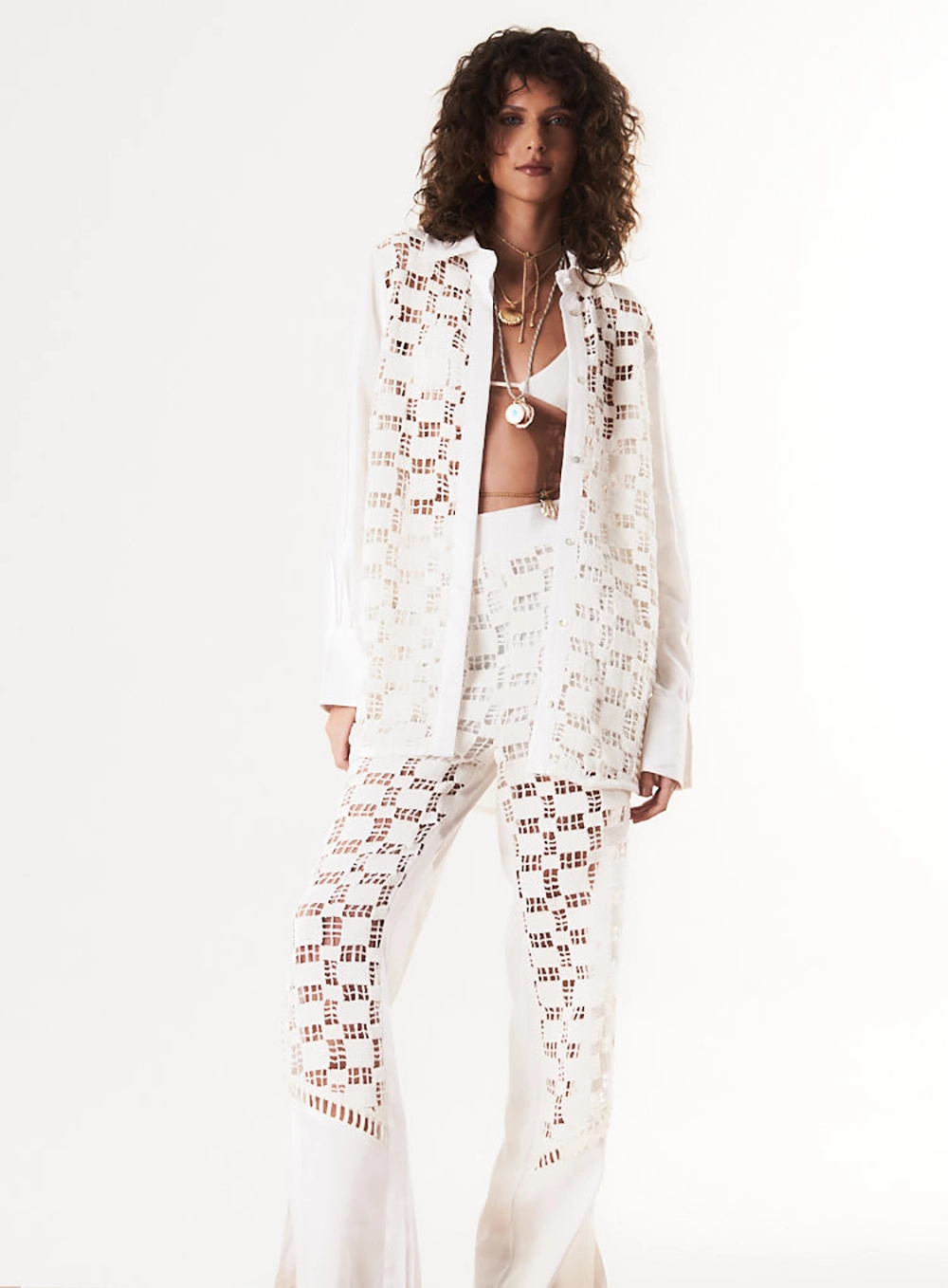 Camisa Oversized Com Linho E Renda Off Shell 3