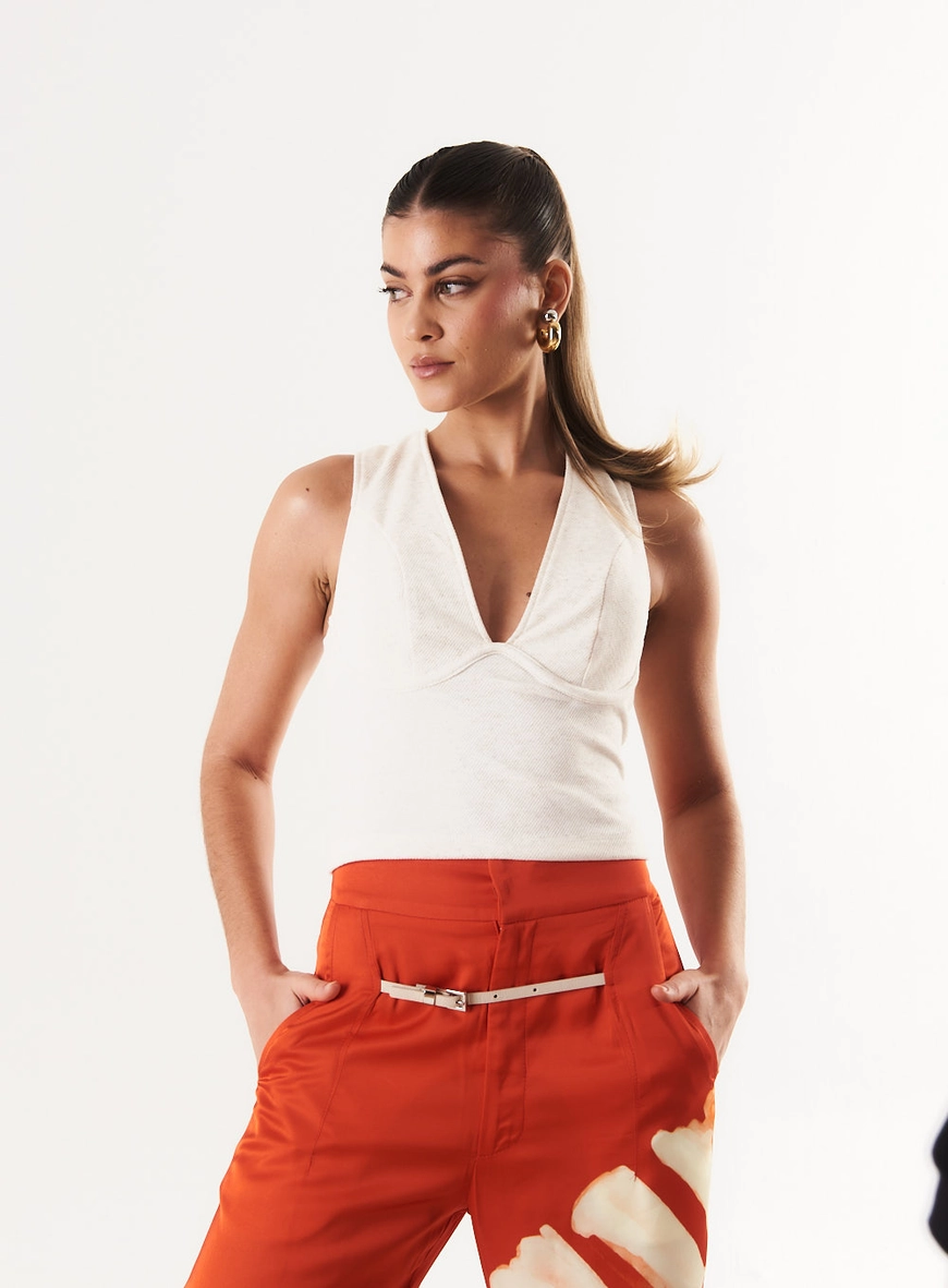 Blusa Slim Decote V Com Zíper E Linho Bege 2