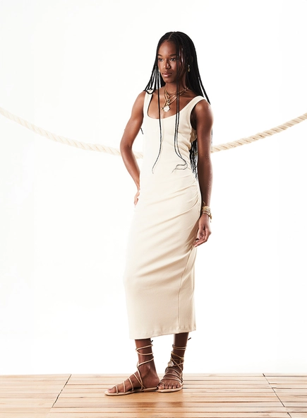 Vestido Slim Midi Canelado Decote U