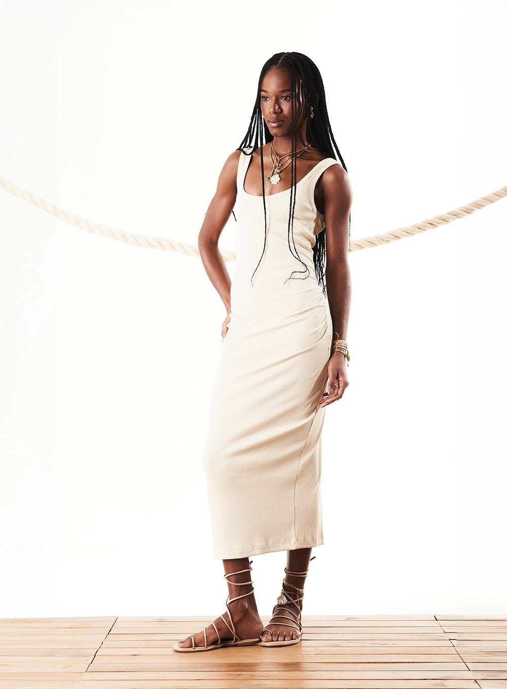 Vestido Slim Midi Canelado Decote U Bege 1
