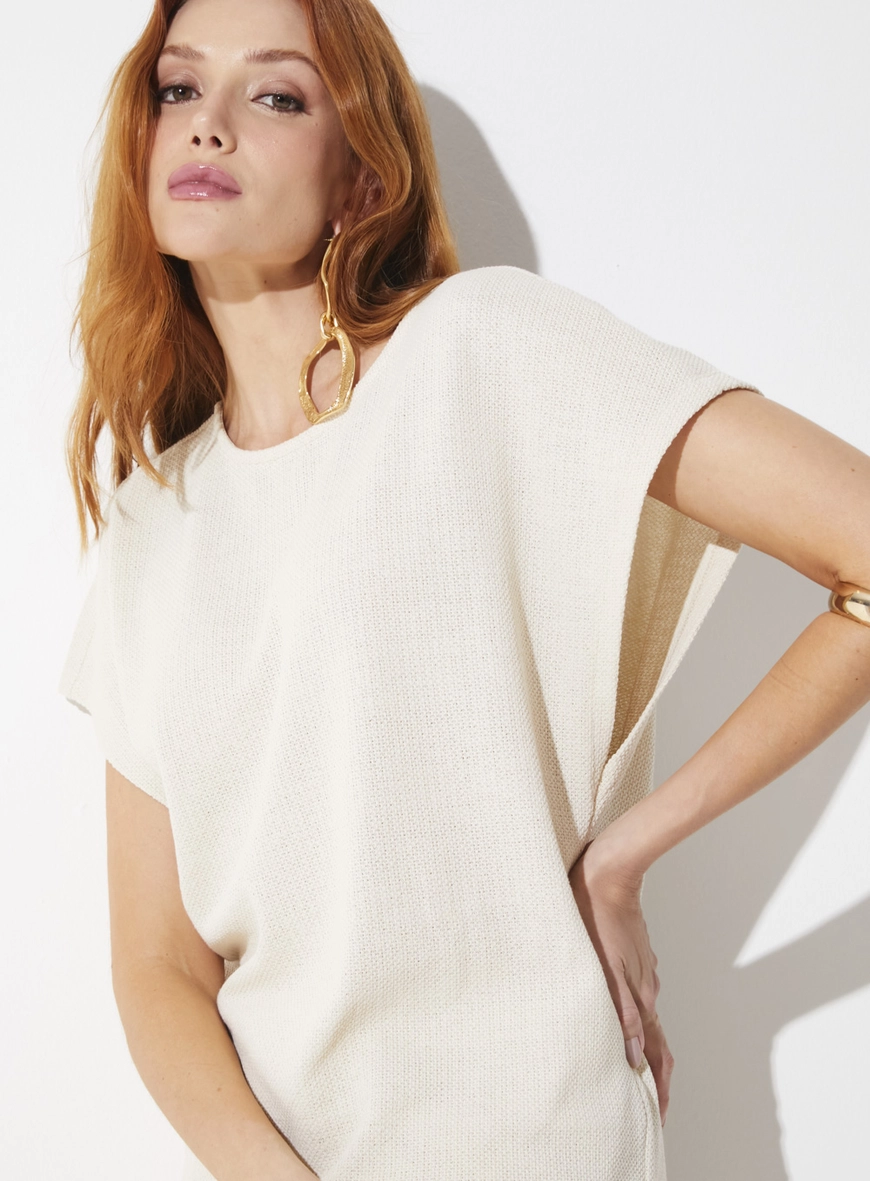 Camiseta Ampla Cava Reta Bege 3