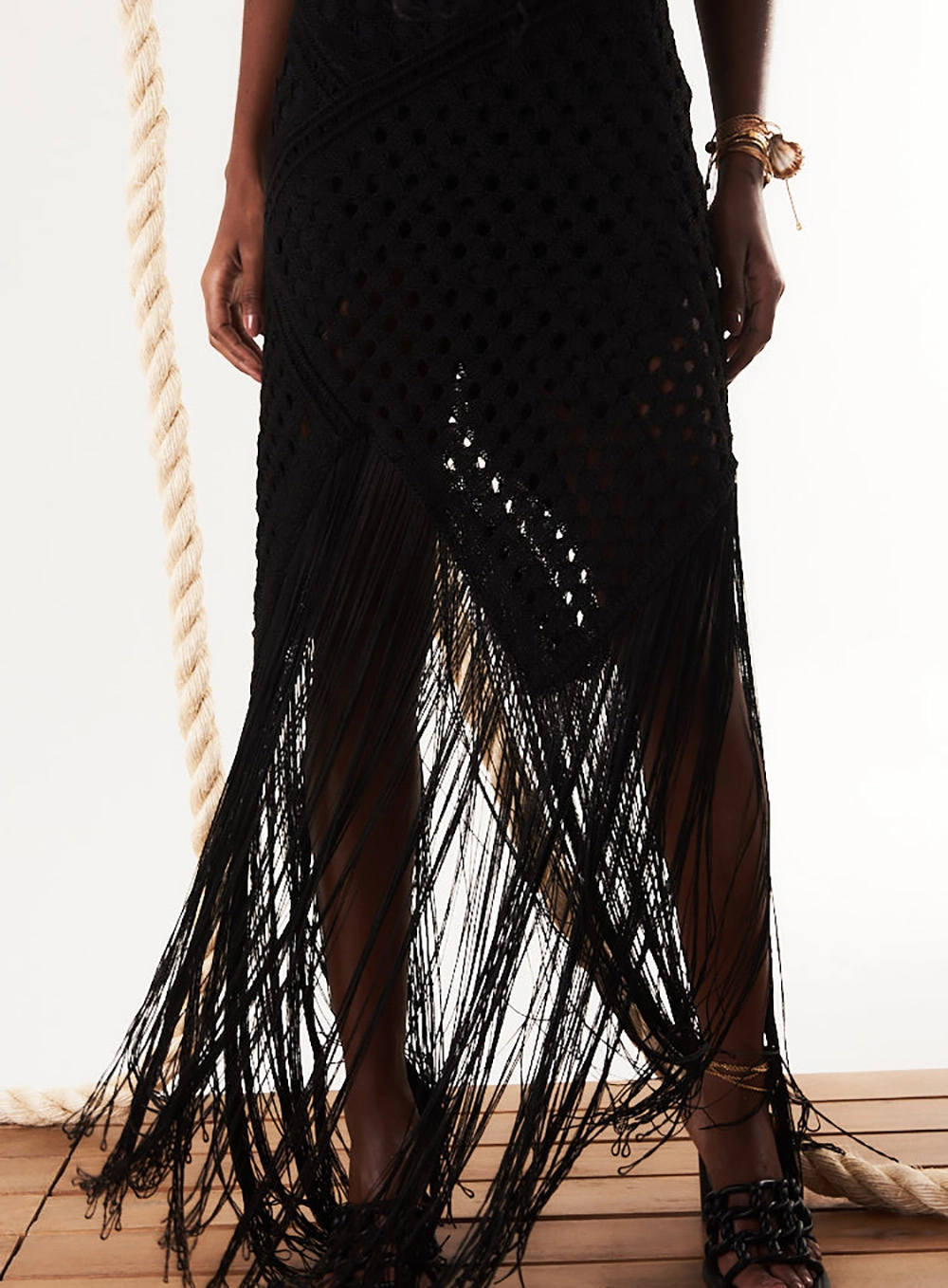 Vestido Tricô Assimétrico Decote U Com Franjas Preto 3