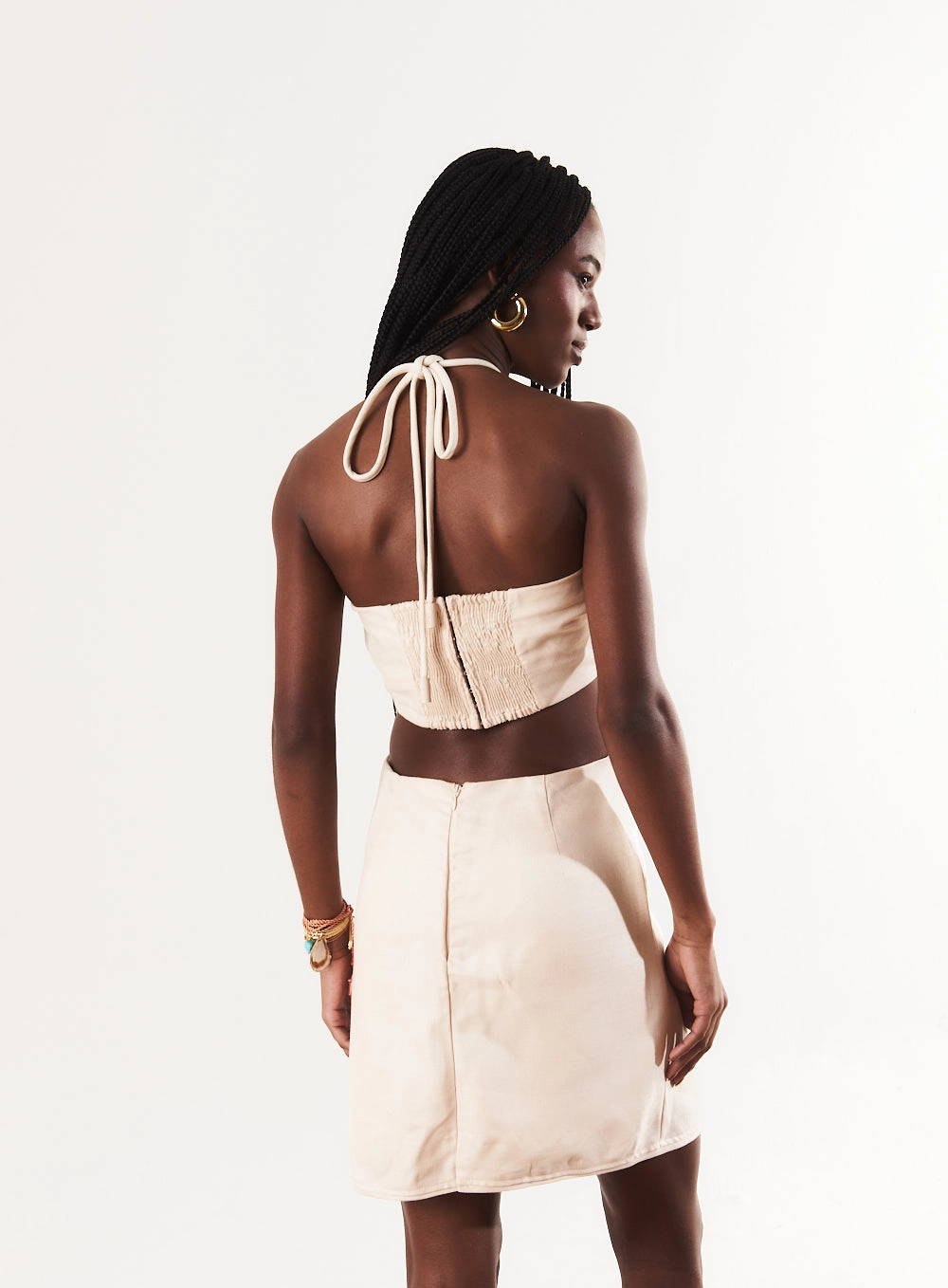 Vestido Slim Cut Out Com Alça Para Amarrar Bege 4