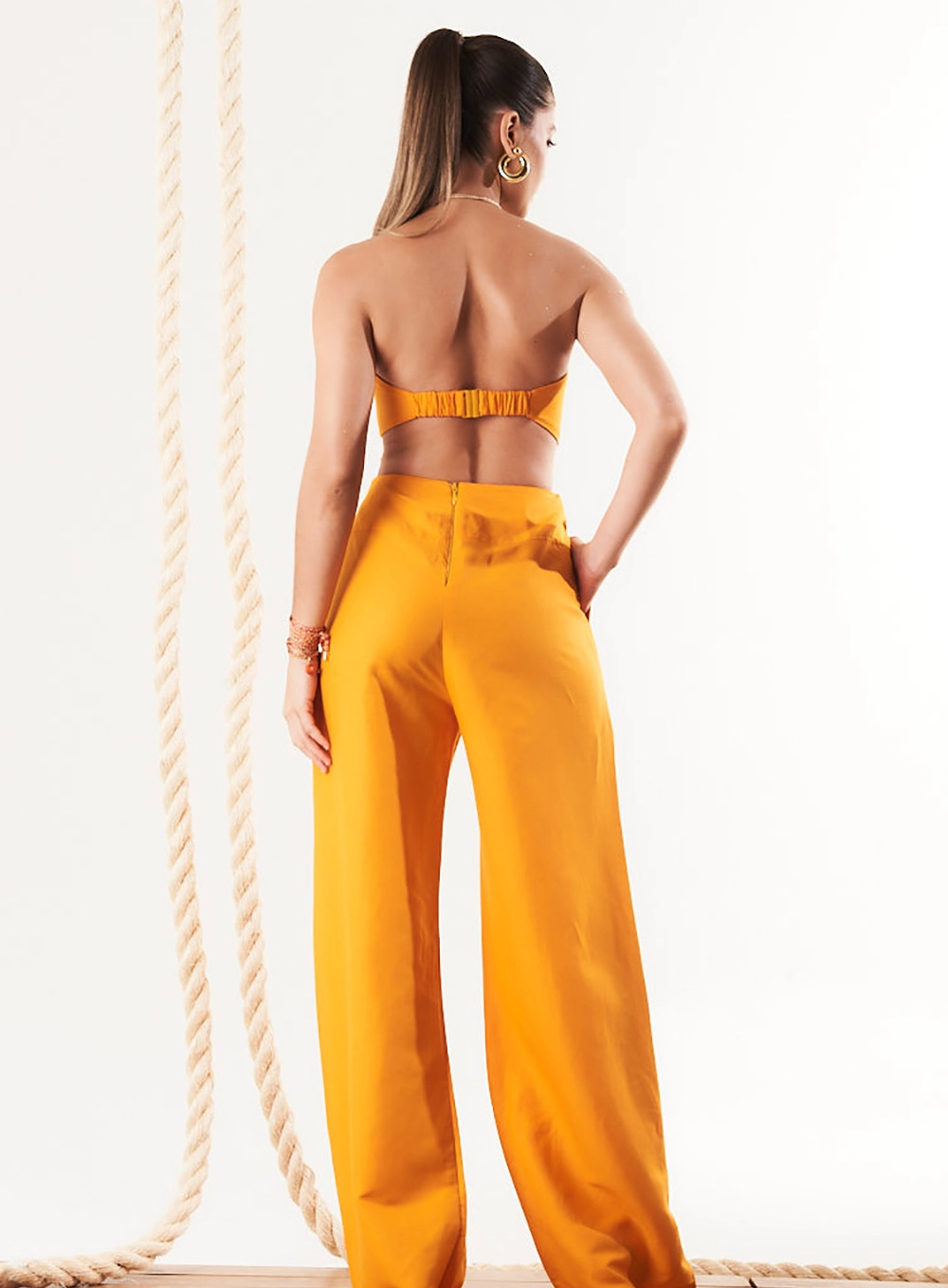 Macacão Pantalona Cut Out Com Linho Laranja 4