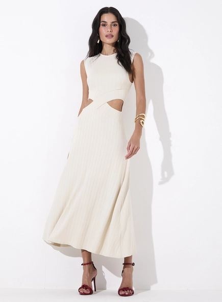 Vestido Midi Cut Out Evasê Canelado