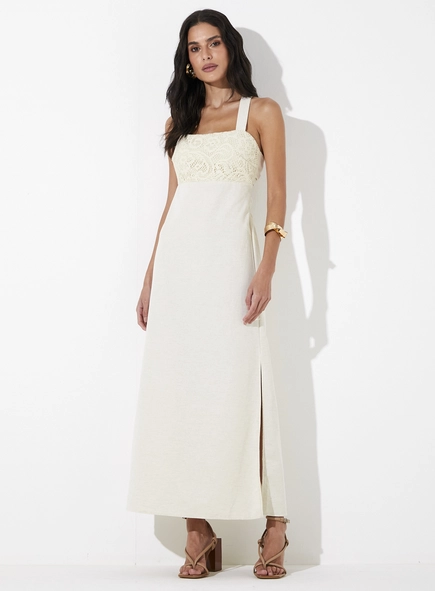 Vestido Linho Detalhe Renda