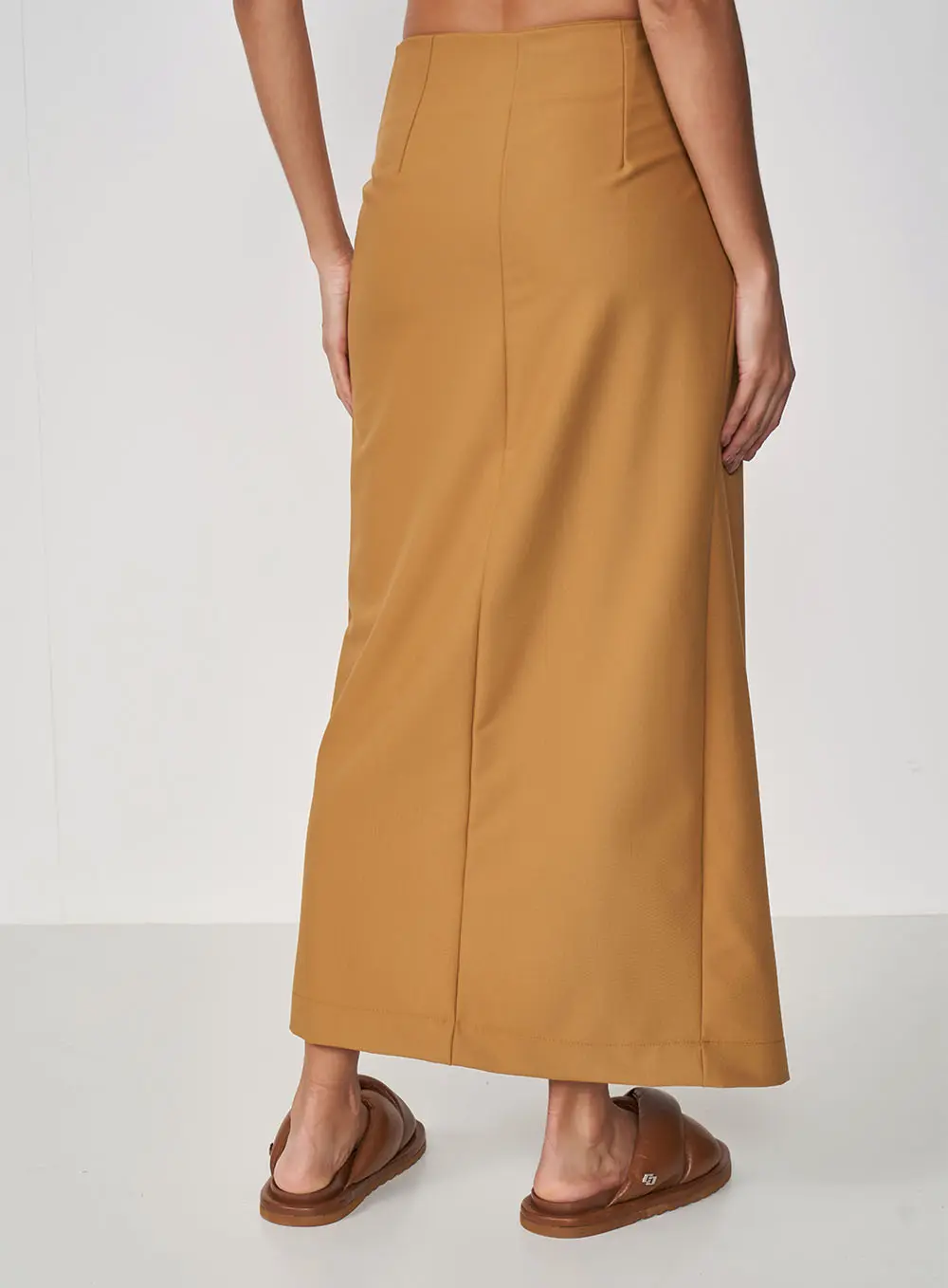 Saia Midi Com Detalhe Em Sobreposição Marrom Ebbela