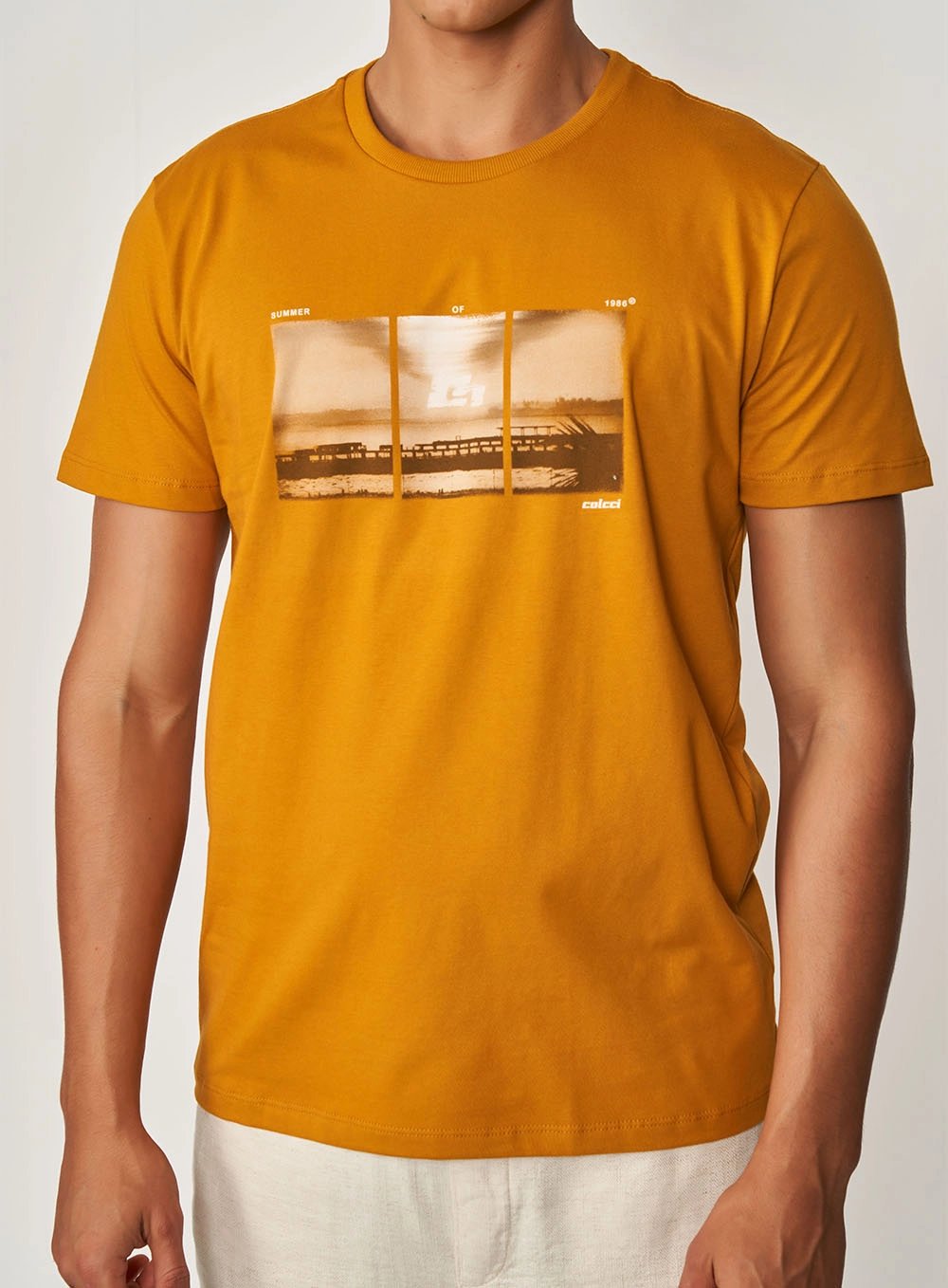 Camiseta Colcci Amarelo