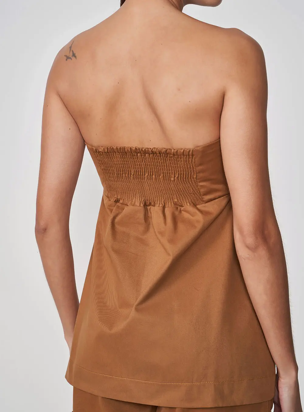 Blusa Sarja Decote Coração Marrom